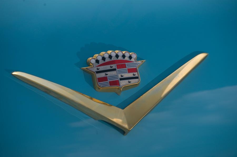  Cadillac Eldorado Supercharged Convertible 1953 года  (фото 3 из 5)